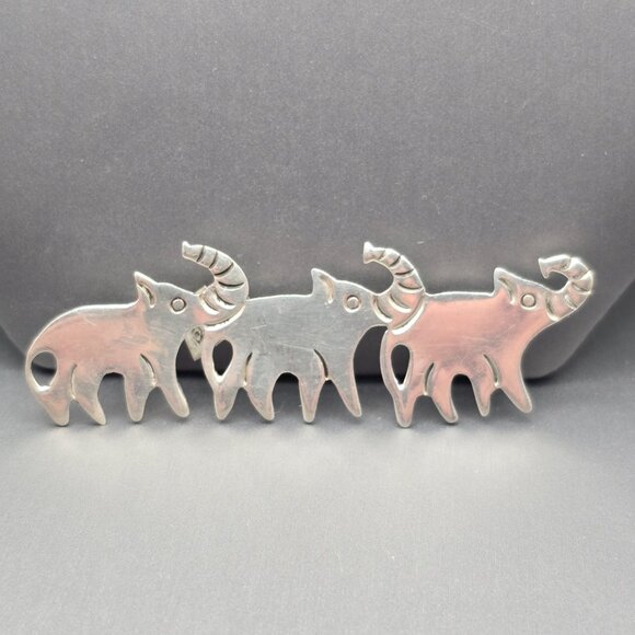 VTG Taxco Sterling Silver 925 Elephant Trio Brooch 3" Raised Trunks TA-75 Mexico - Picture 8 of 8